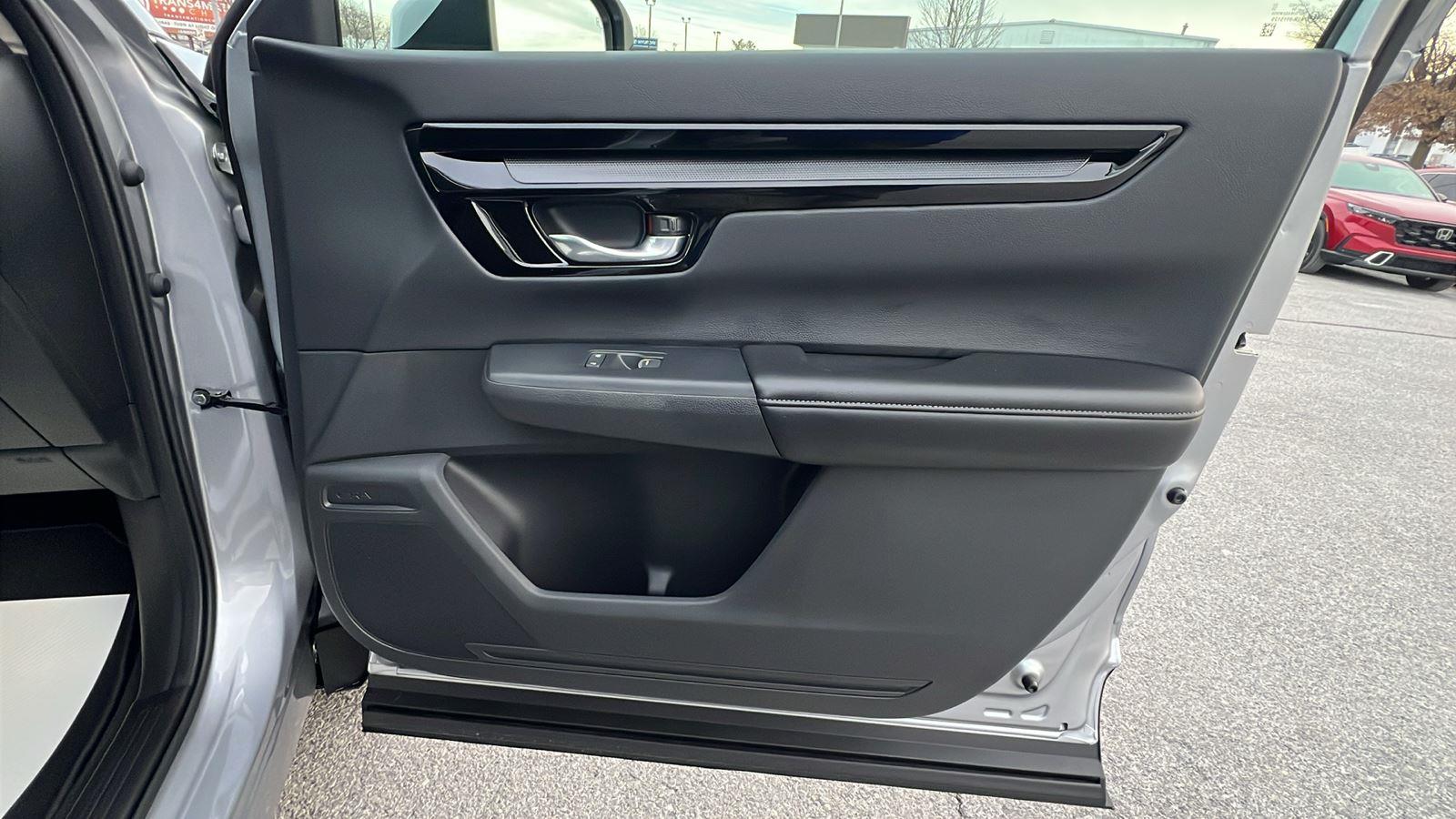 2026 Honda CR-V EX-L - Photo 12