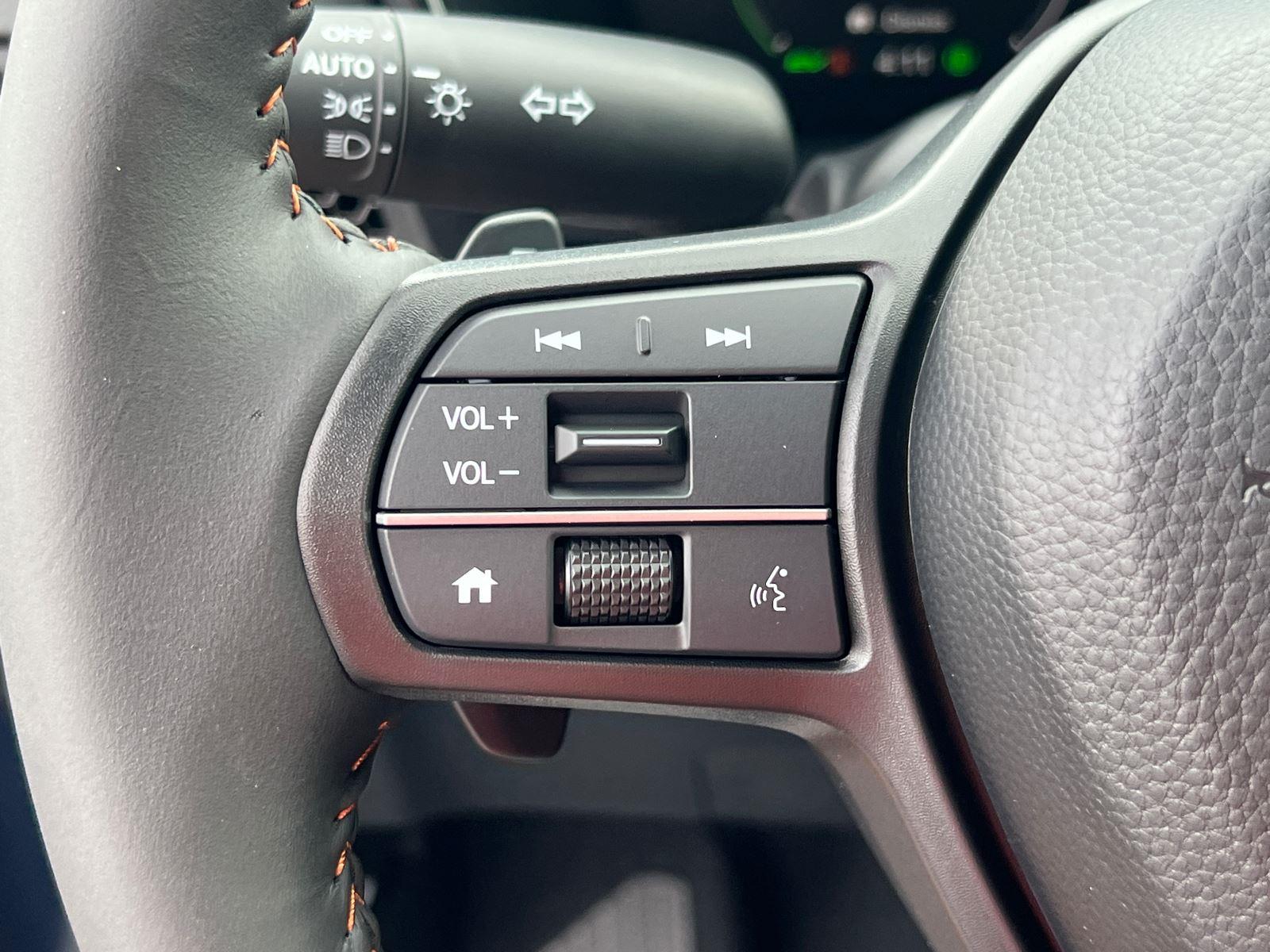 2025 Honda CR-V Sport-L - Photo 16