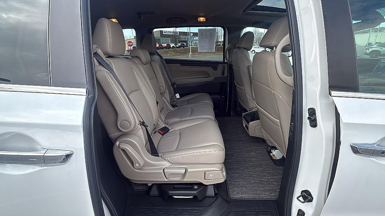 2024 Honda Odyssey EX-L - Photo 20