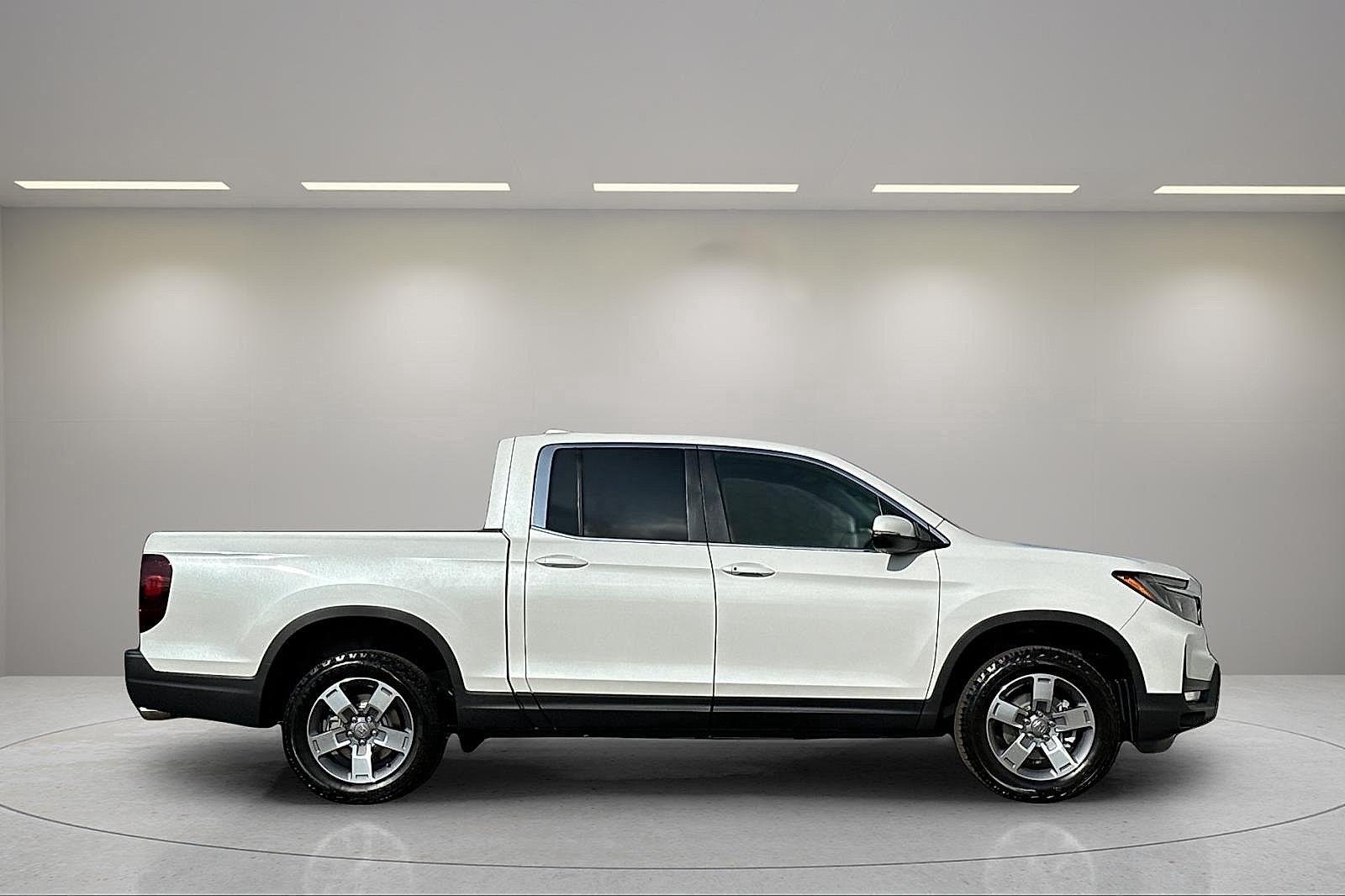 2025 Honda Ridgeline RTL - Photo 6