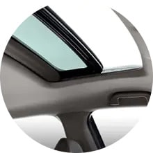 One-Touch Power Moonroof