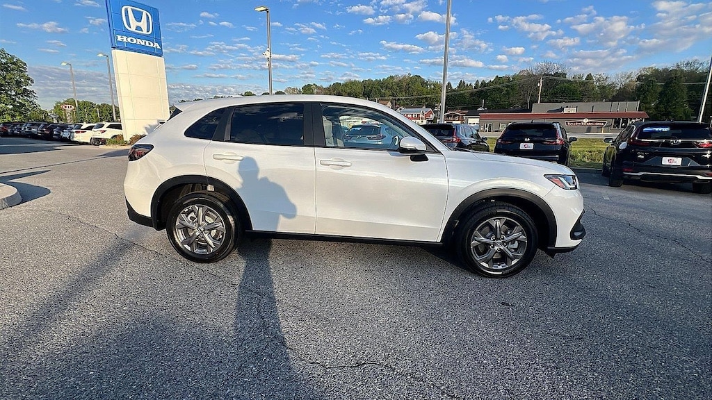 New 2027 Honda HR-V LX SUV