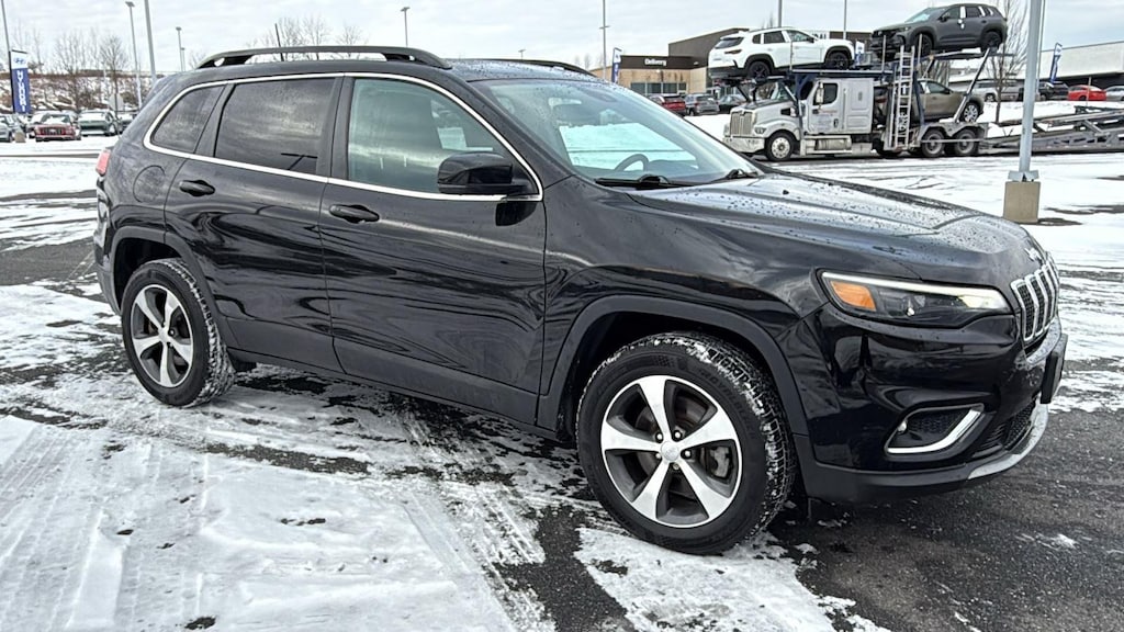 Used 2022 Jeep Cherokee Limited SUV