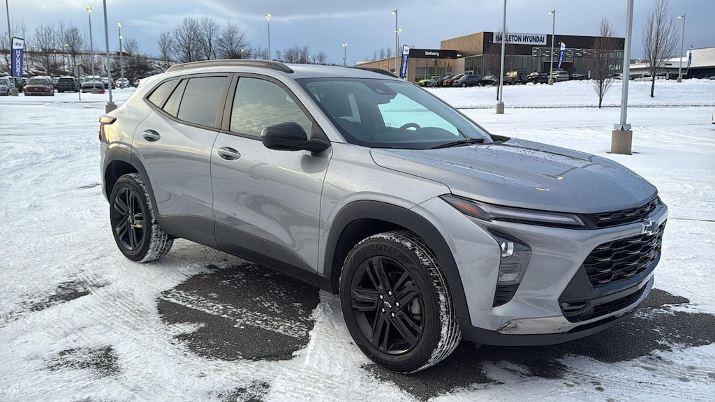 Used 2024 Chevrolet Trax ACTIV SUV