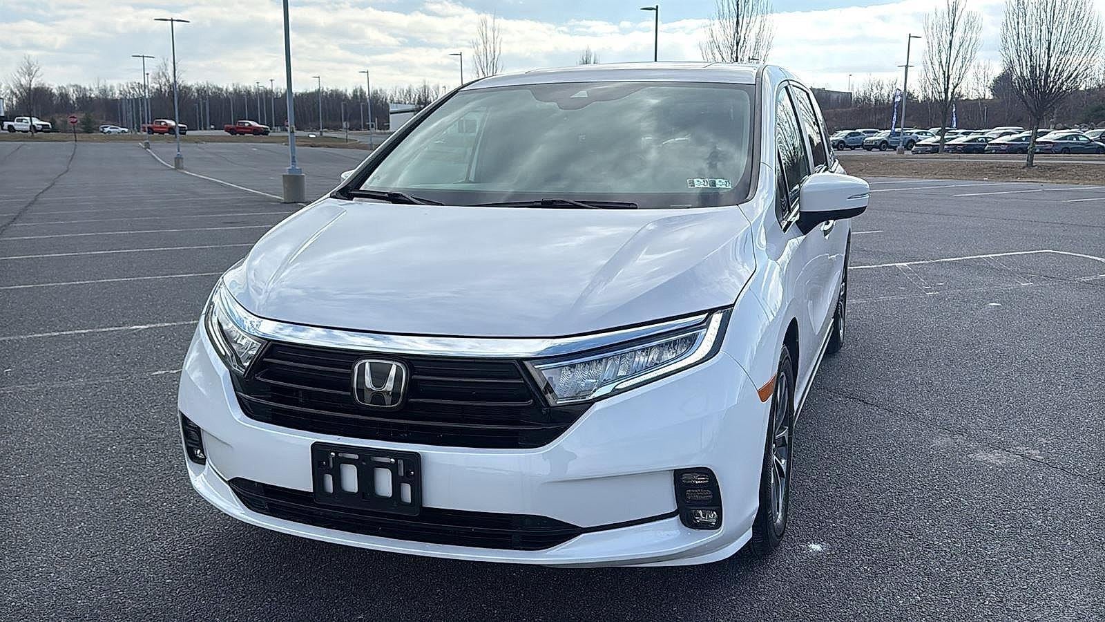 2024 Honda Odyssey EX-L - Photo 16