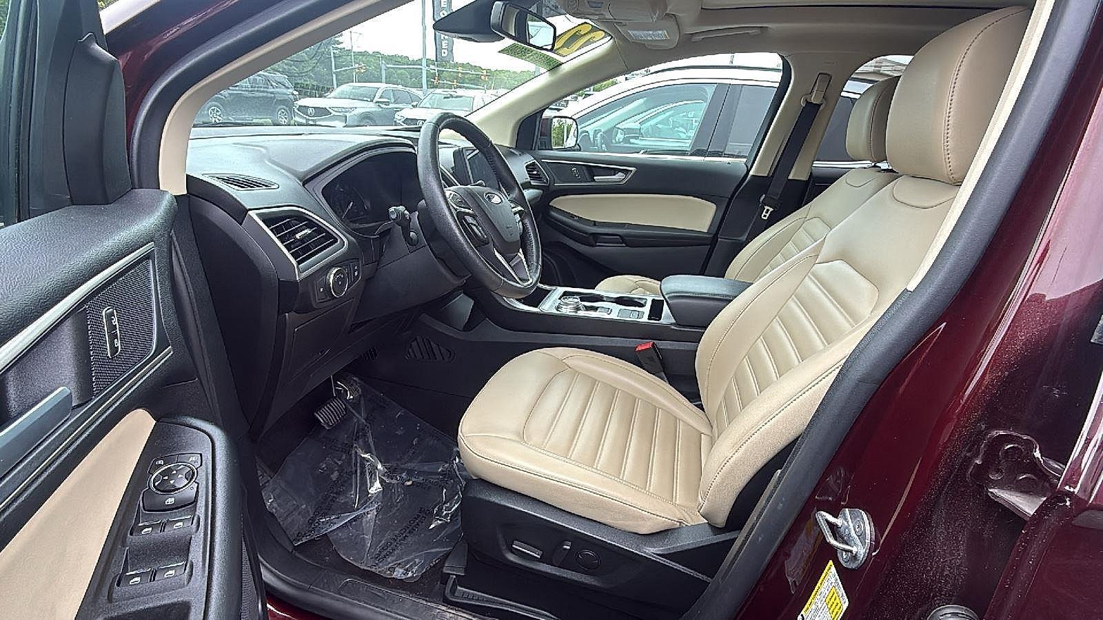 2022 Ford Edge SEL - Photo 12
