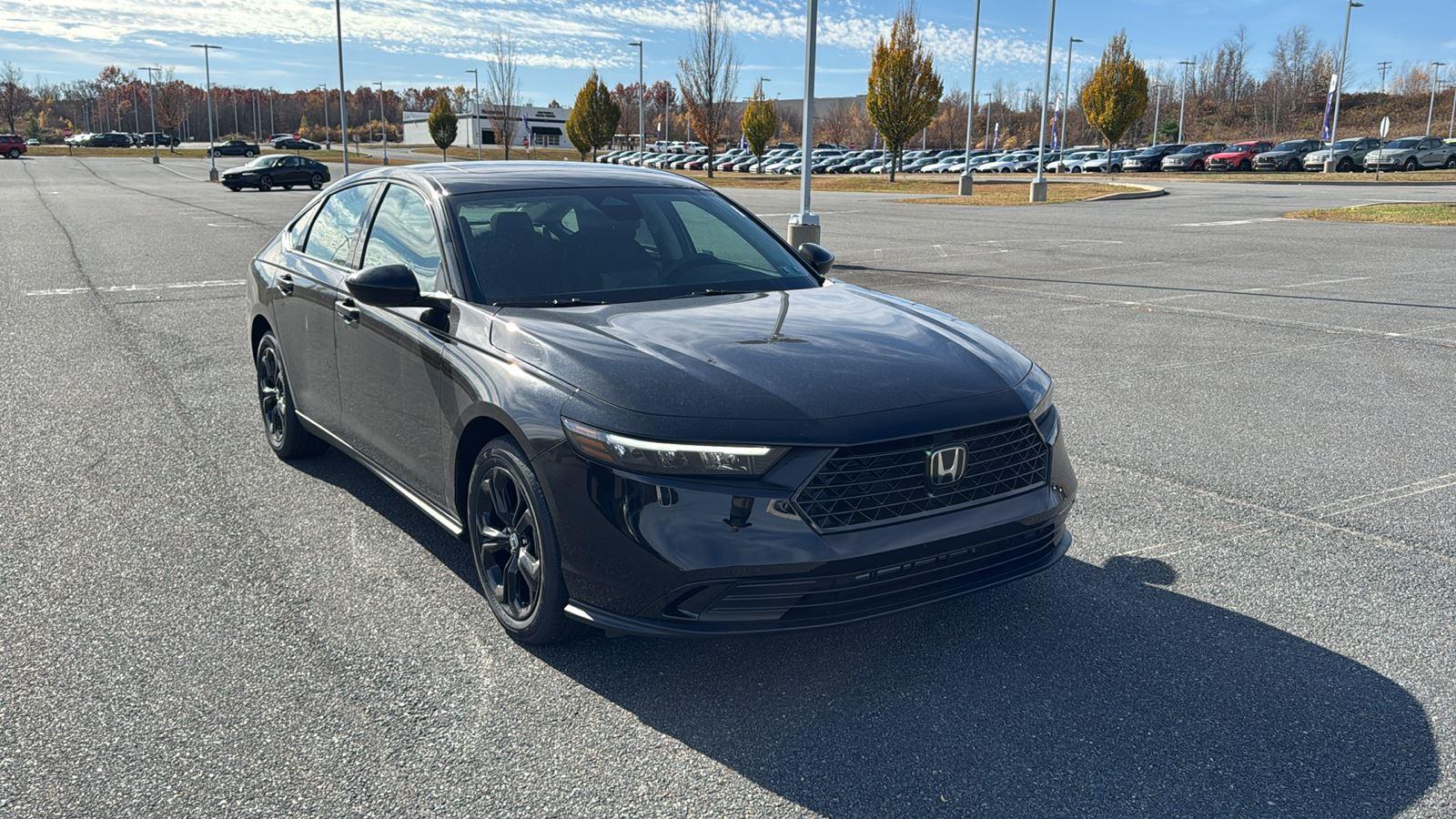 2025 Honda Accord SE's photo