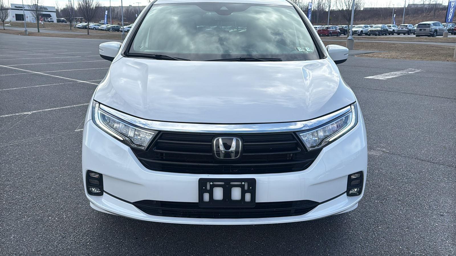 2024 Honda Odyssey EX-L - Photo 17