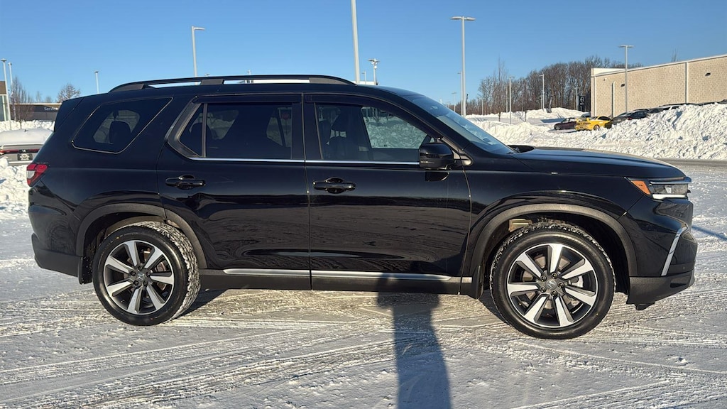 Certified 2025 Honda Pilot Touring SUV