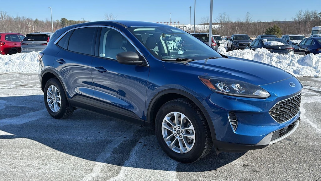 Used 2022 Ford Escape SE Hybrid SUV