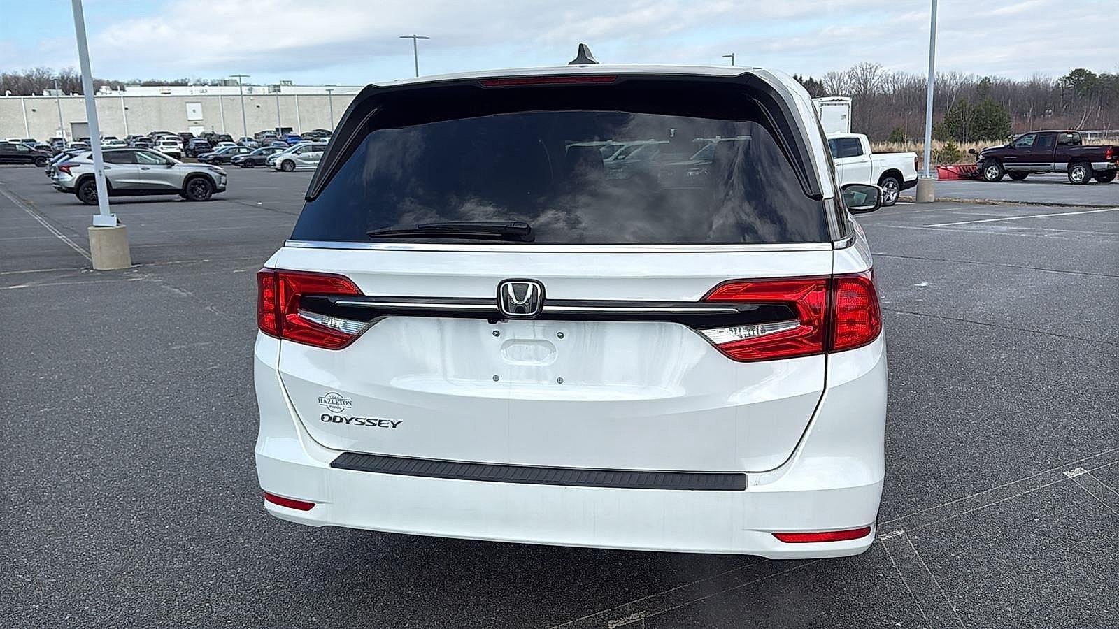 2024 Honda Odyssey EX-L - Photo 8