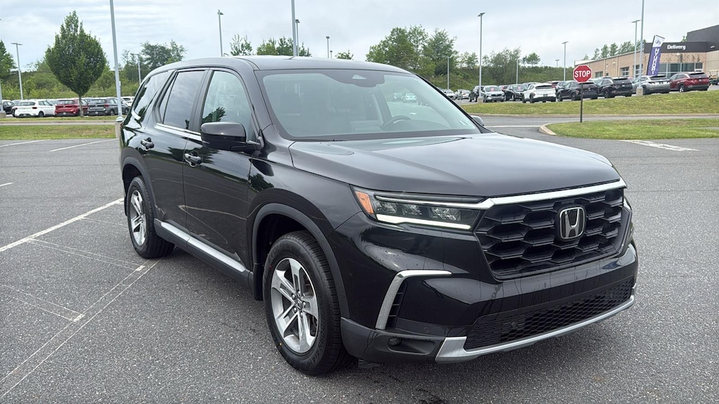 Used 2025 Honda Pilot EX-L SUV
