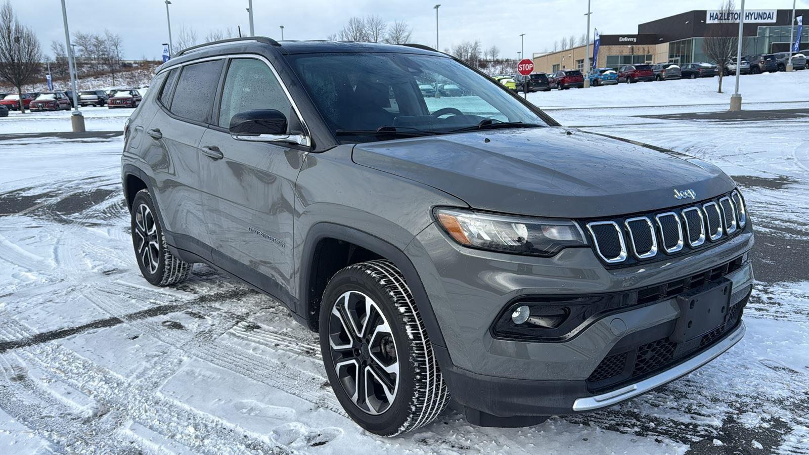 2022 Jeep Compass Limited's photo