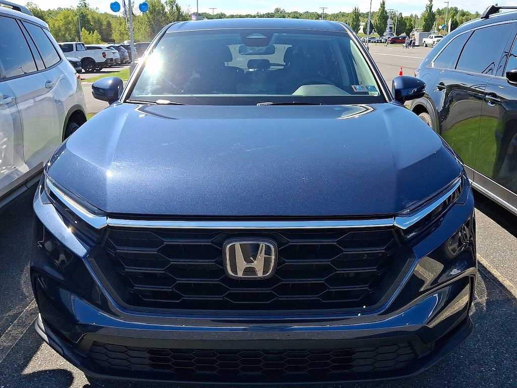 Used 2025 Honda CR-V LX SUV