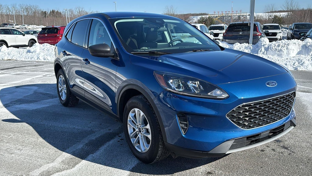Used 2022 Ford Escape SE Hybrid SUV