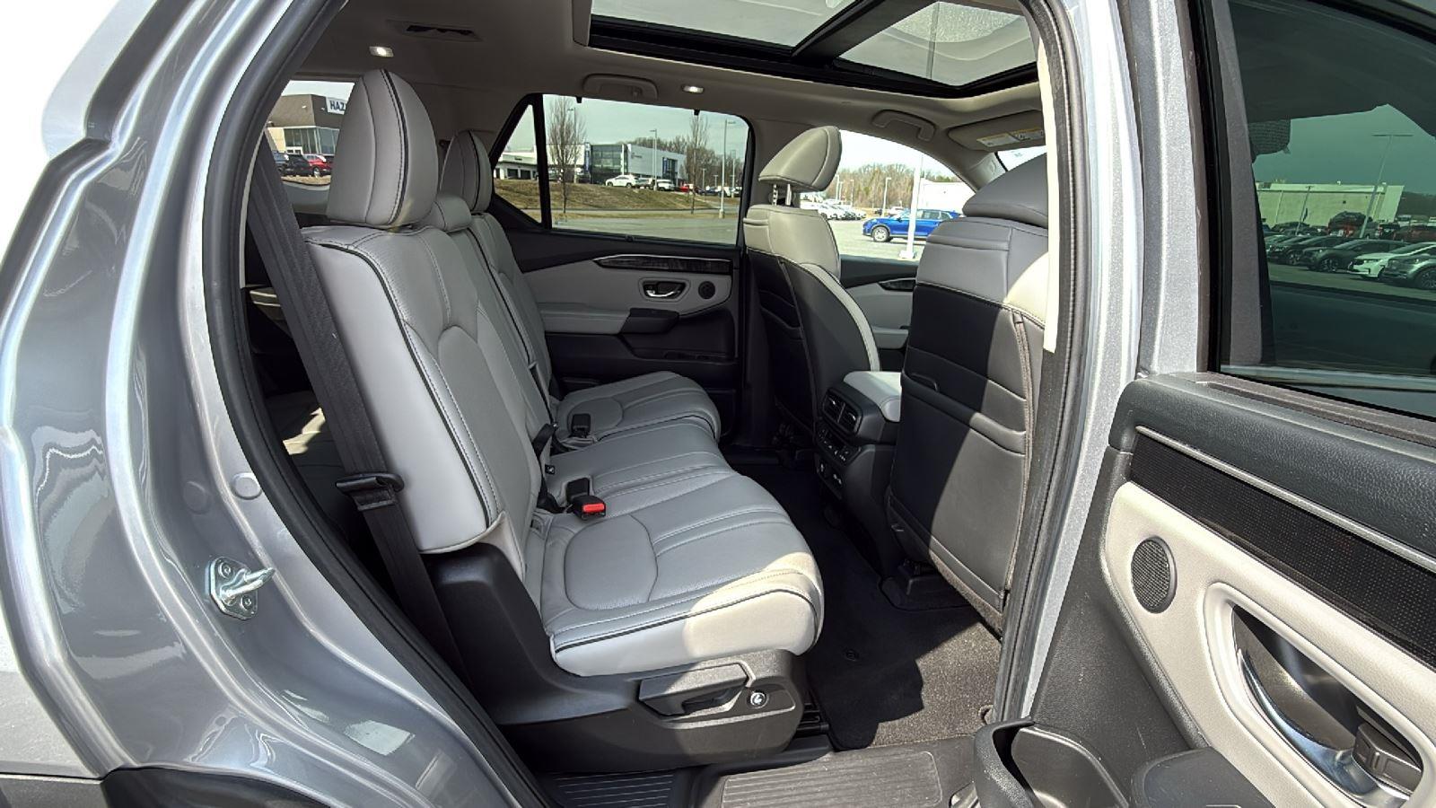 2023 Honda Pilot Elite - Photo 20
