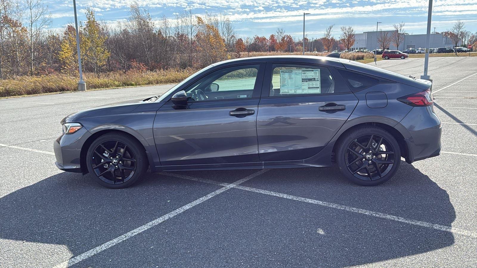 2025 Honda Civic Hatchback Sport - Photo 11