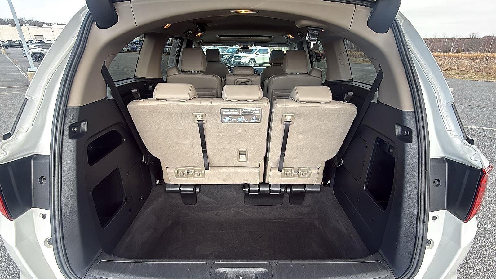 2024 Honda Odyssey EX-L - Photo 22