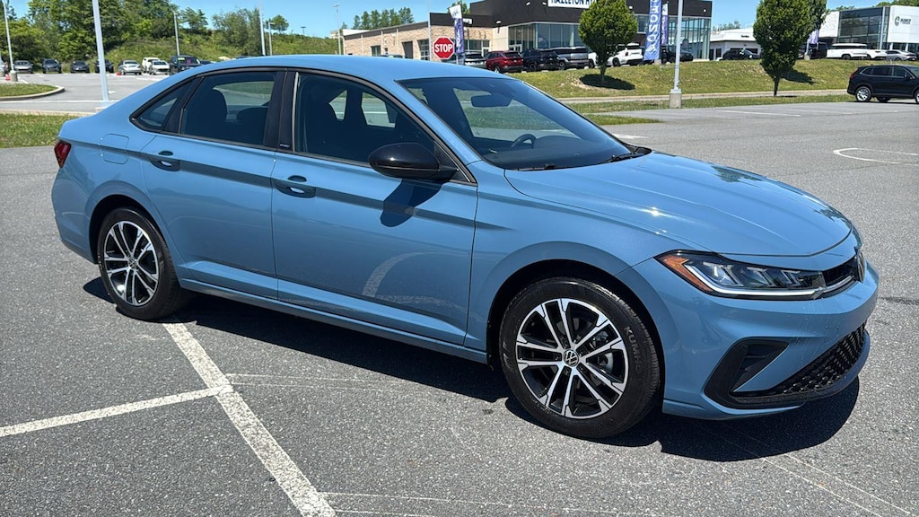 Used 2025 Volkswagen Jetta 1.5T Sport Sedan