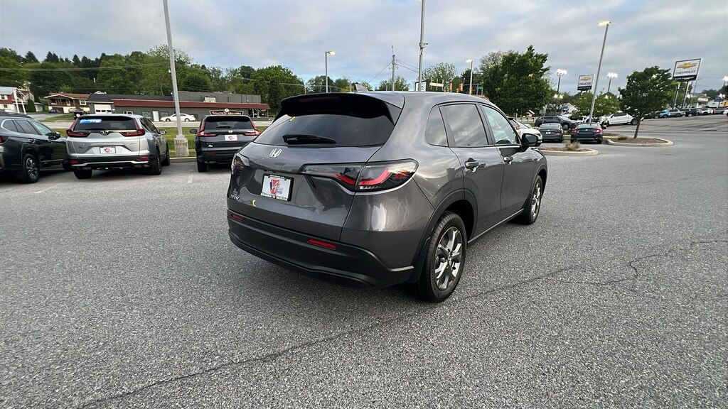 New 2027 Honda HR-V LX SUV
