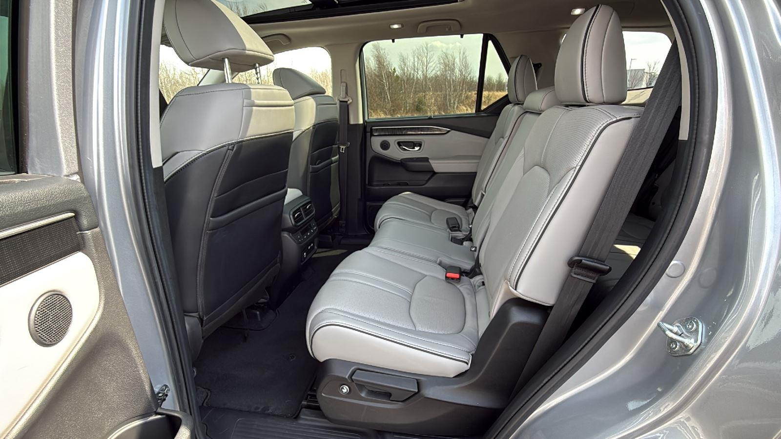 2023 Honda Pilot Elite - Photo 24