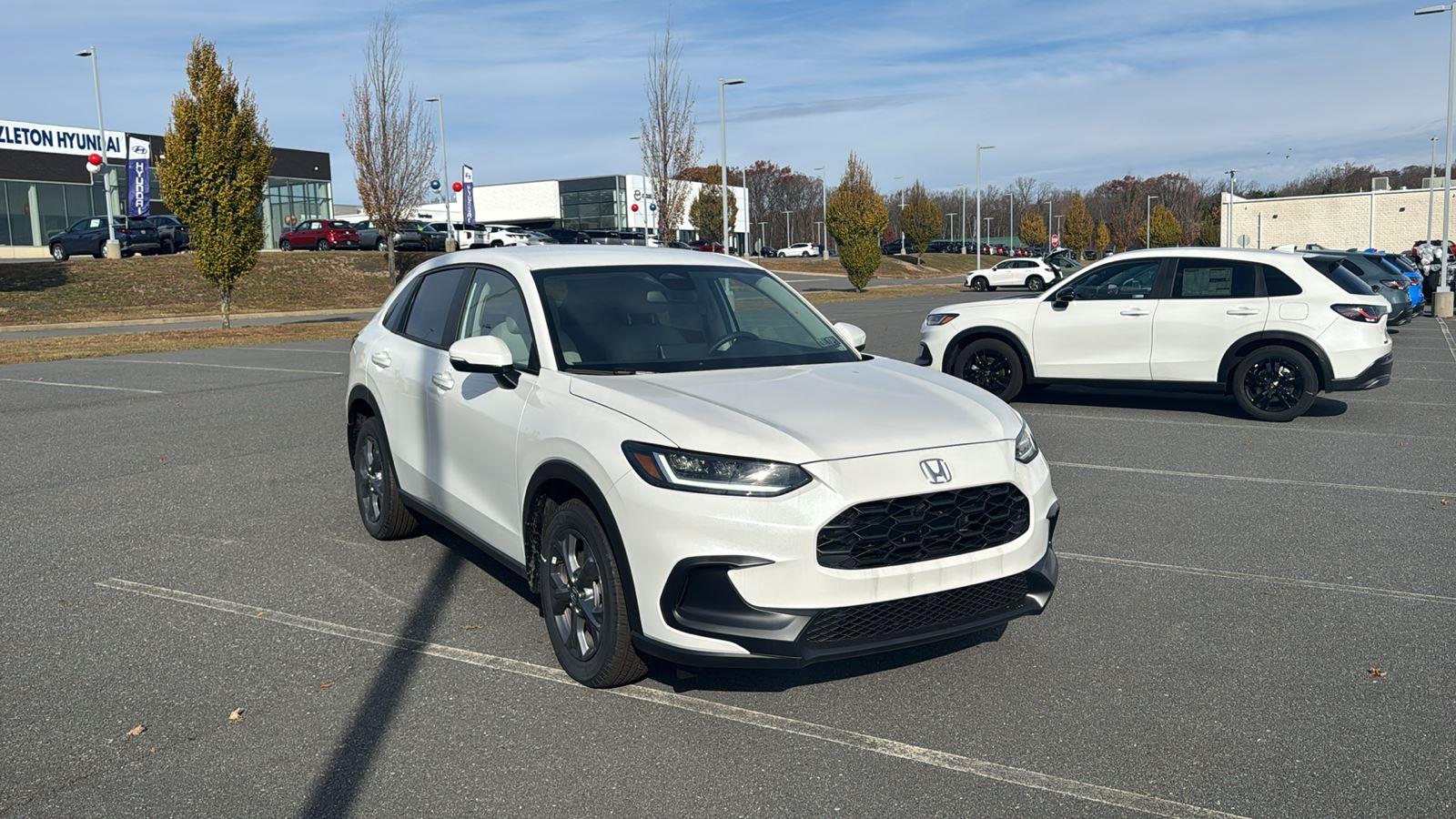 2026 Honda HR-V LX's photo