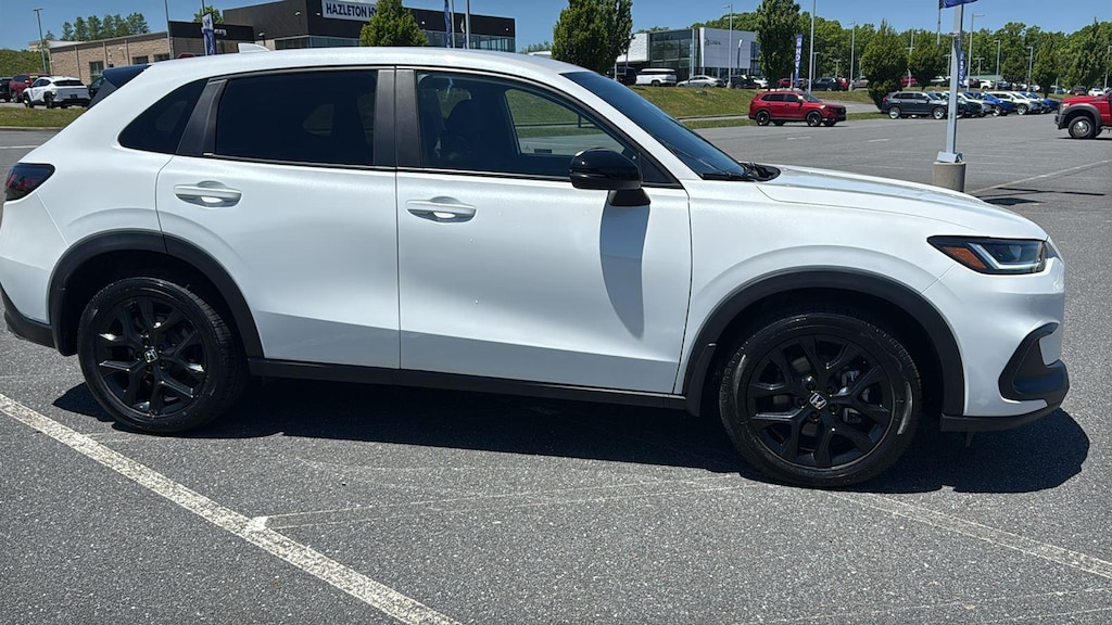 Used 2024 Honda HR-V Sport w/BSI SUV
