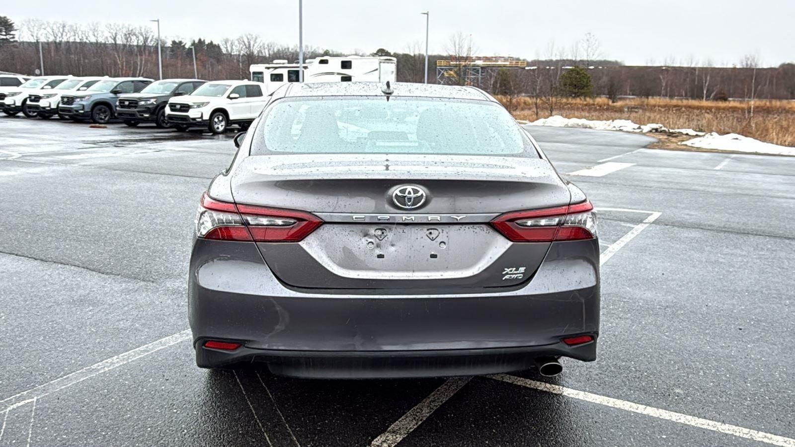 2022 Toyota Camry XLE - Photo 8