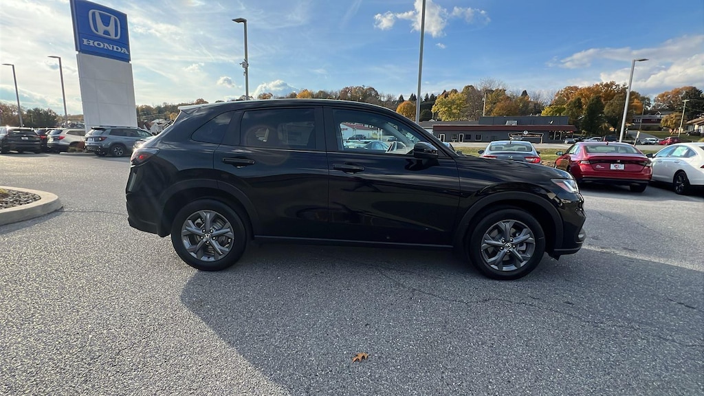 New 2026 Honda HR-V LX SUV