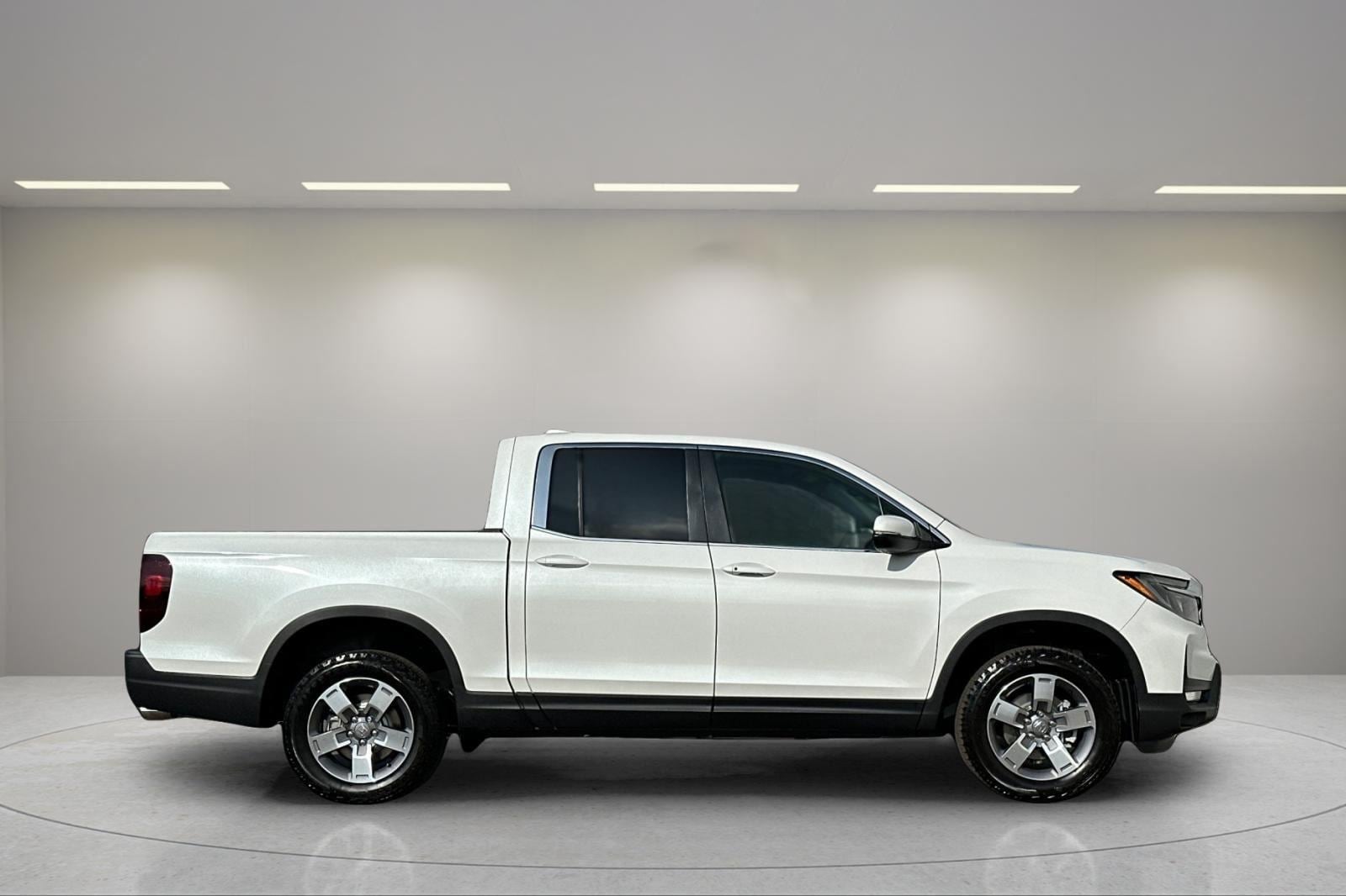 2025 Honda Ridgeline RTL - Photo 6