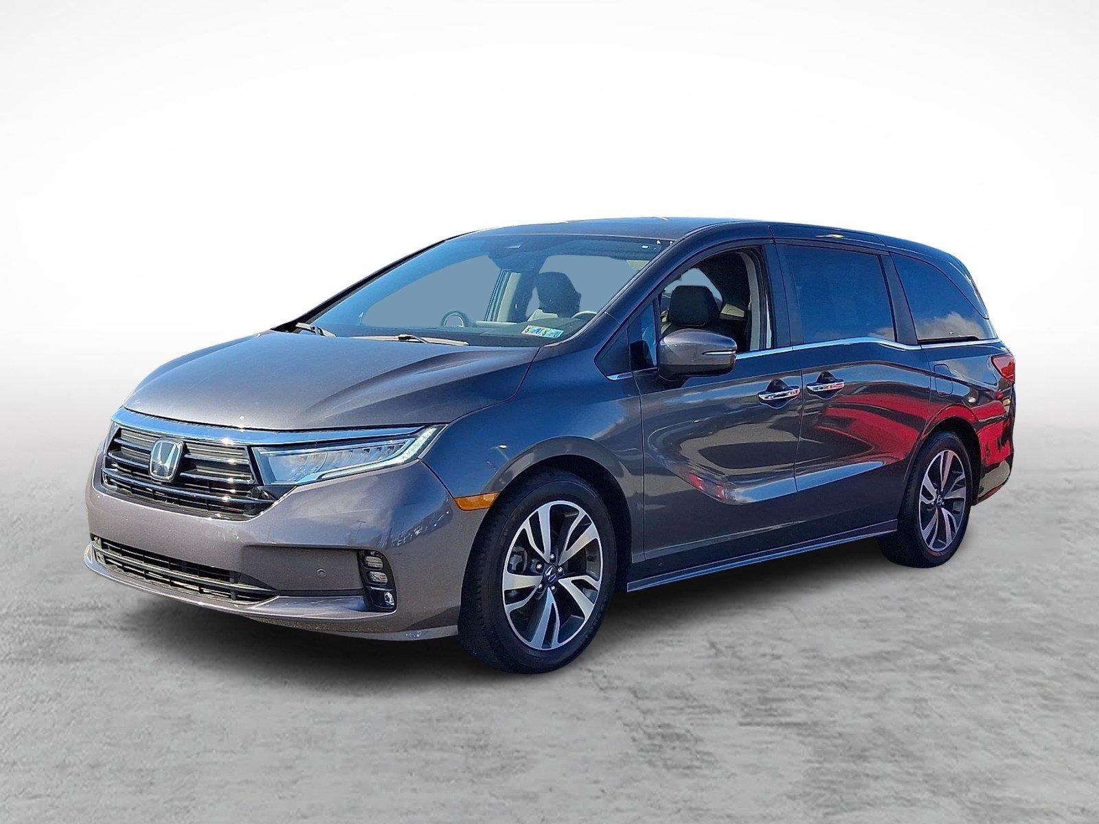 Used 2023 Honda Odyssey Touring Van