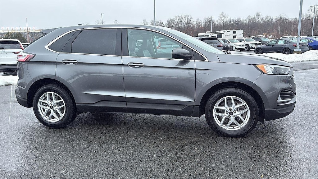 Used 2024 Ford Edge SEL SUV
