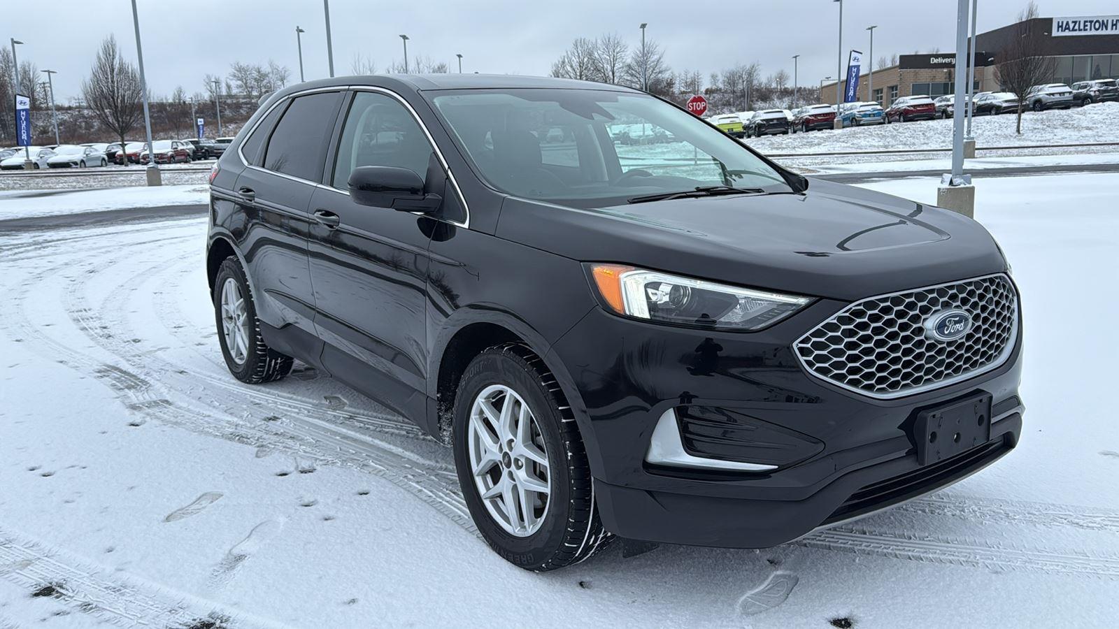 2023 Ford Edge SEL's photo