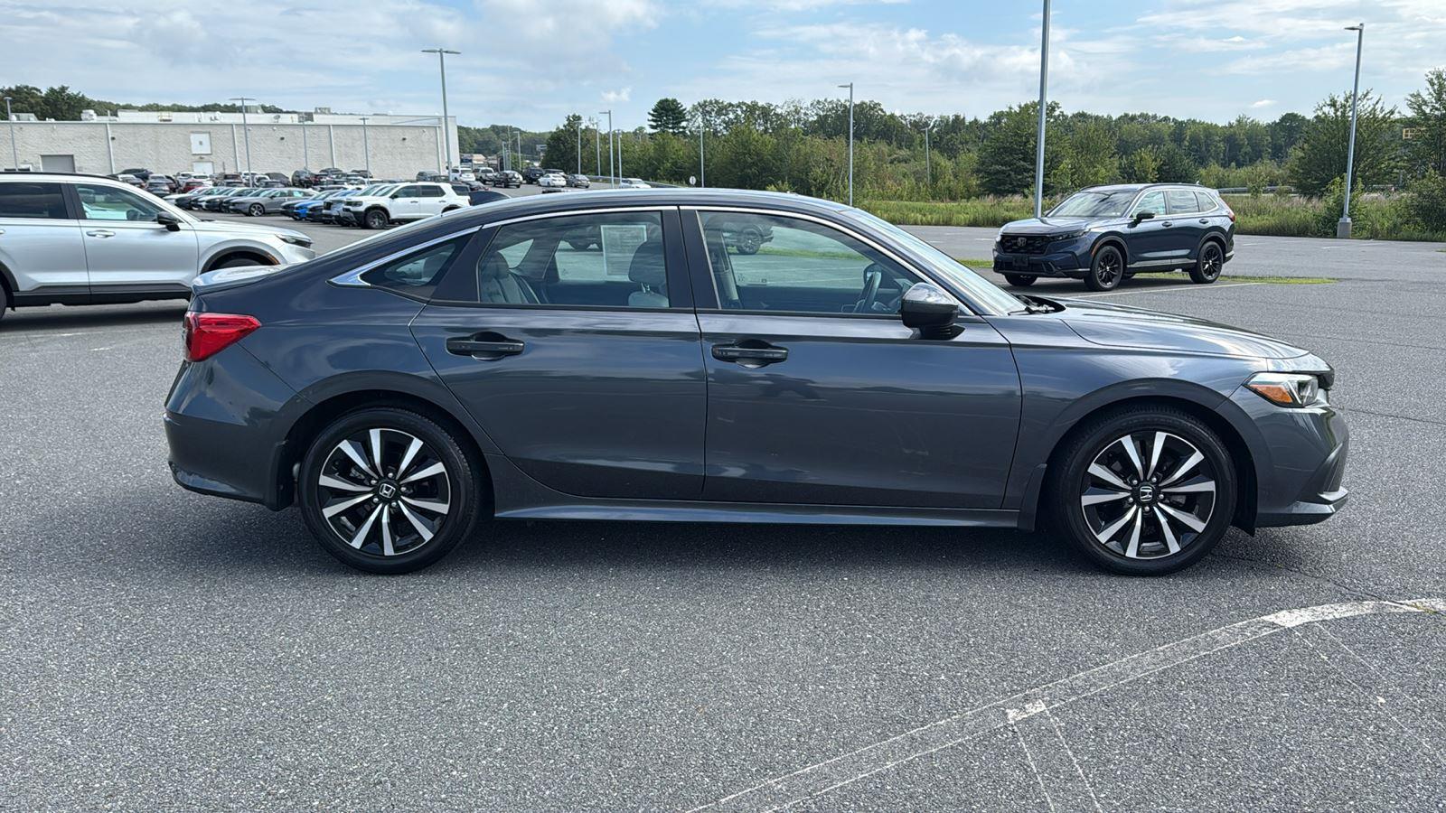 2022 Honda Civic EX photo 4