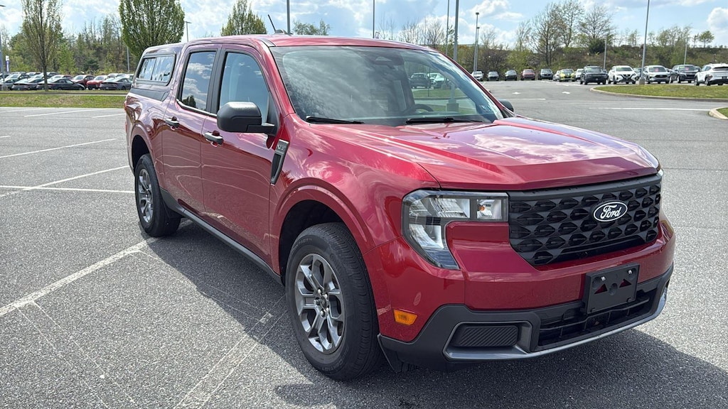 Used 2025 Ford Maverick XLT Truck SuperCrew