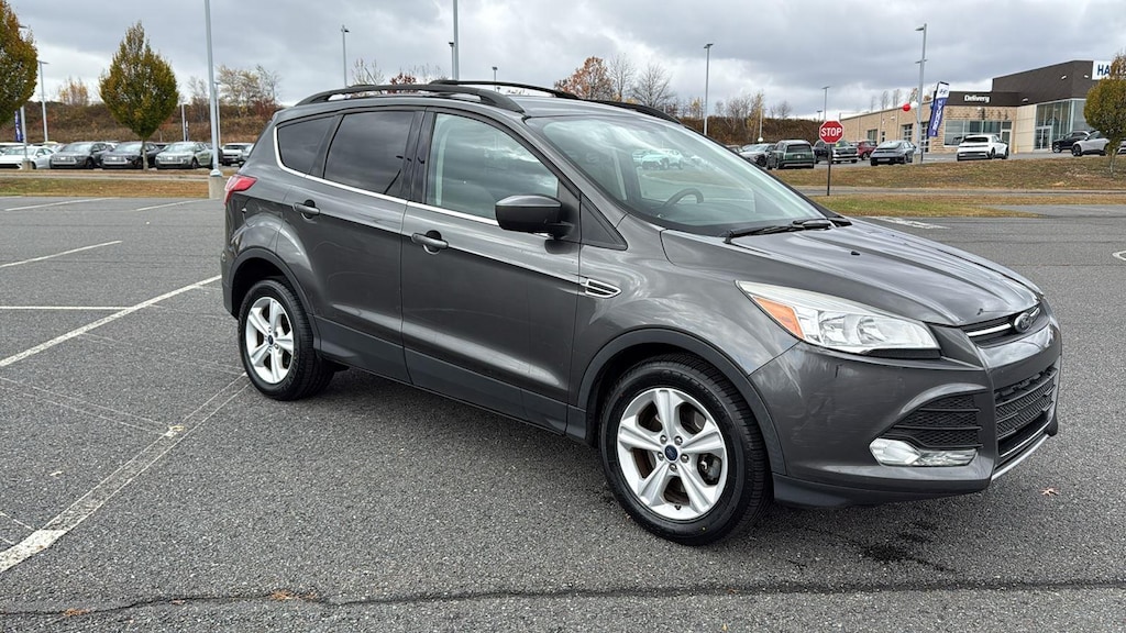 Used 2015 Ford Escape SE SUV
