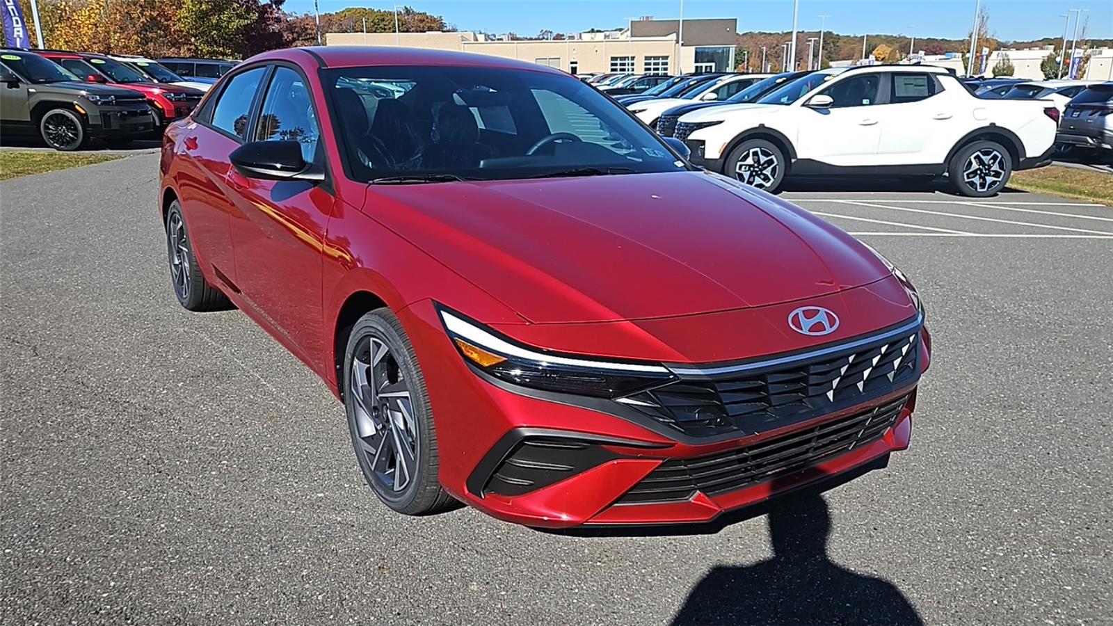 2025 Hyundai Elantra SEL's photo