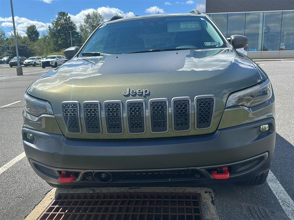 2021 Jeep Cherokee Trailhawk photo 2