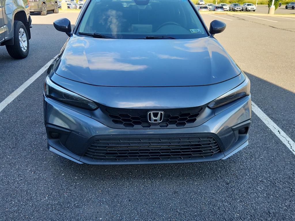 2022 Honda Civic EX-L Hatchback photo 3