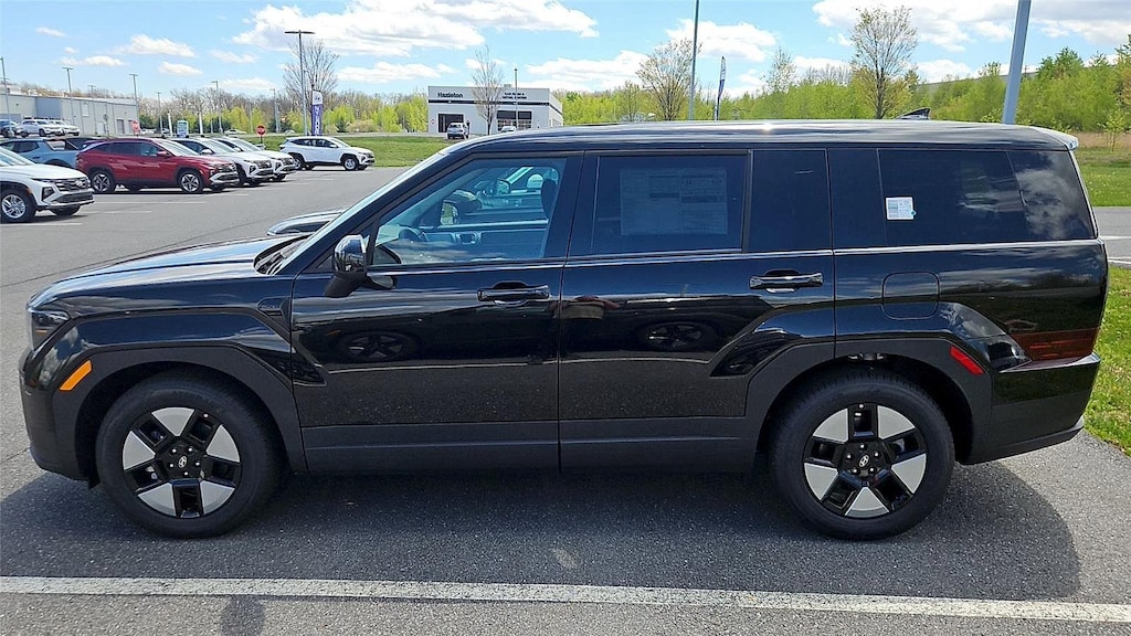 New 2026 Hyundai Santa Fe Hybrid SE SUV