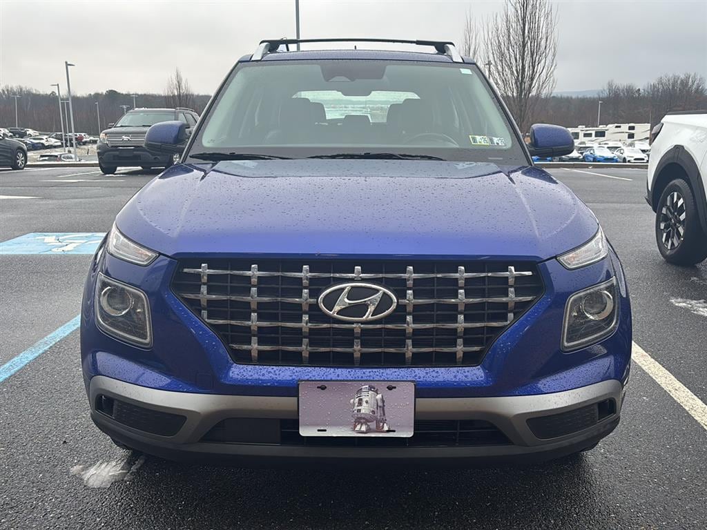Used 2023 Hyundai Venue Limited SUV