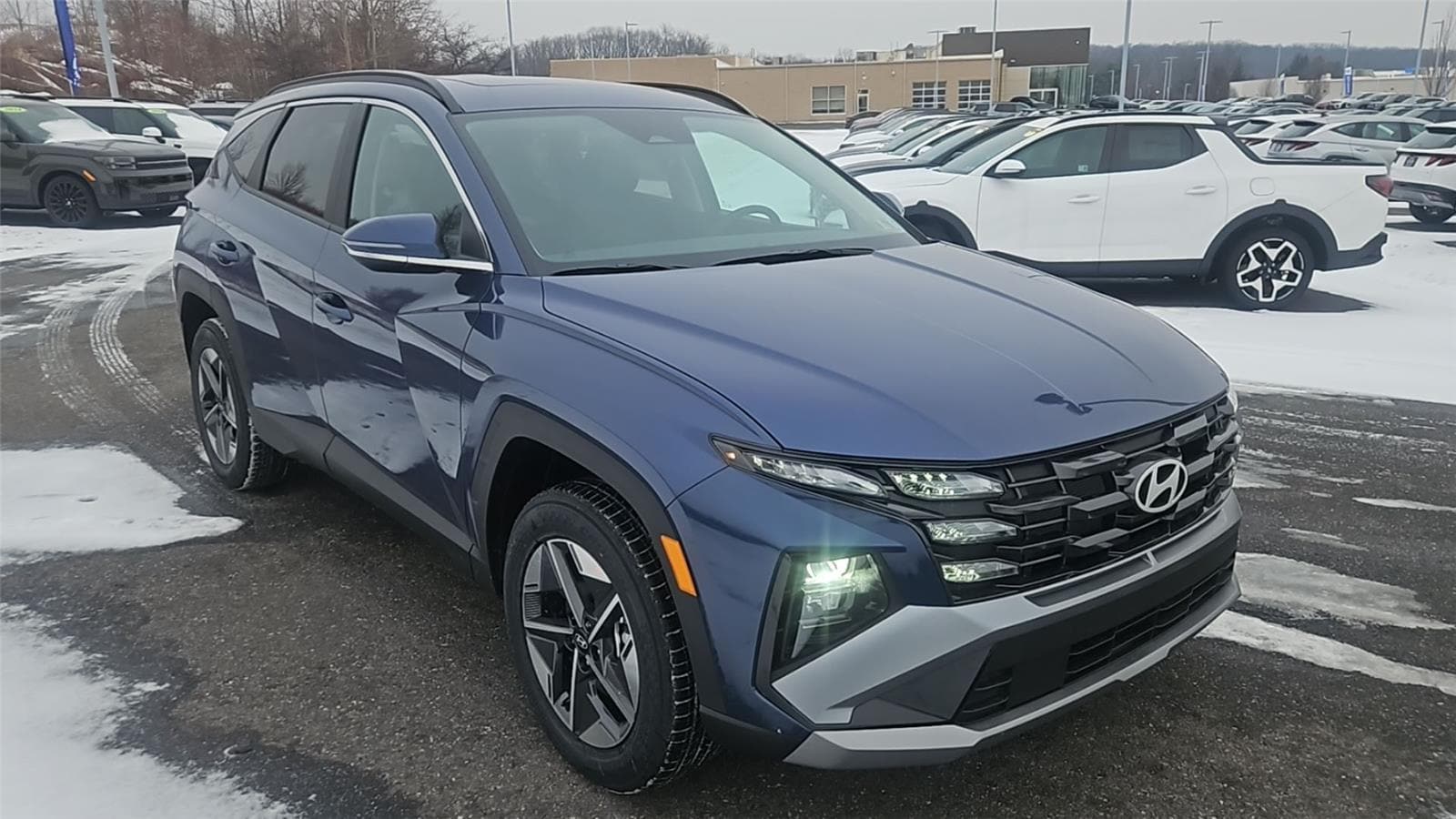 2026 Hyundai Tucson SEL Premium's photo