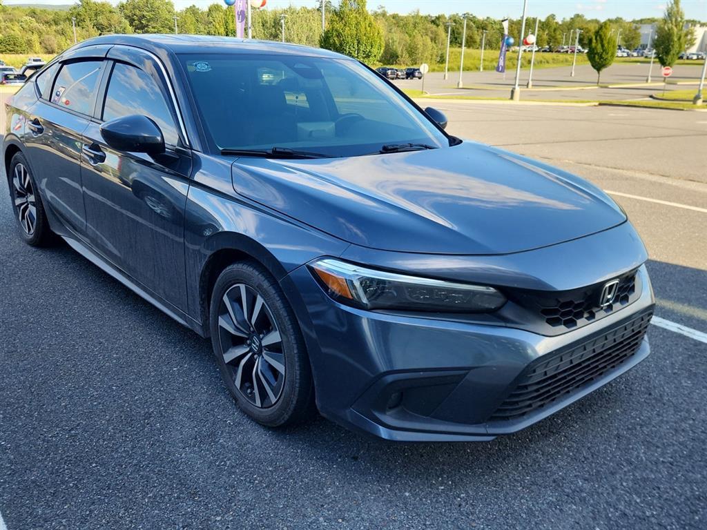 2022 Honda Civic EX-L Hatchback photo 2