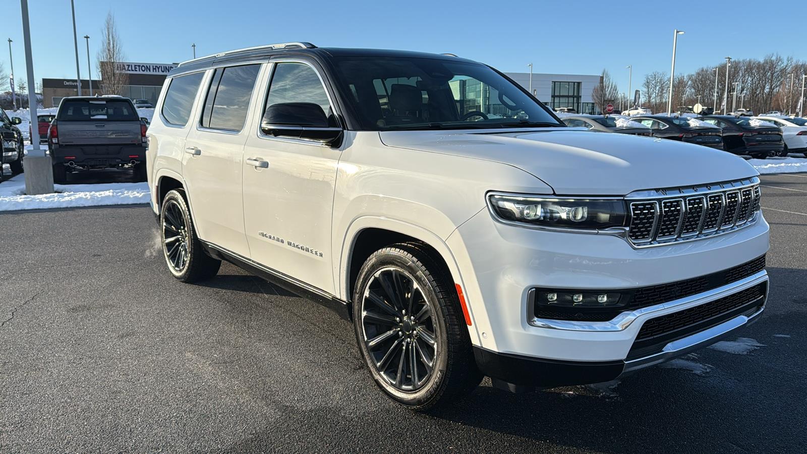 2023 Jeep Grand Wagoneer Series II's photo