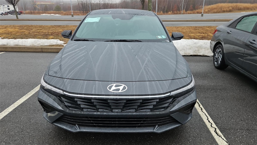 New 2026 Hyundai Elantra SEL Sport Sedan