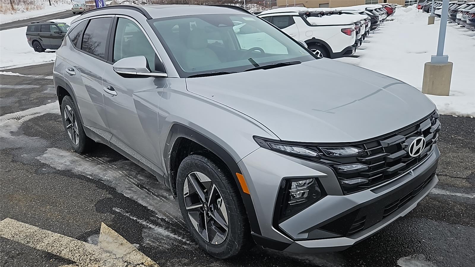 2026 Hyundai Tucson SEL Premium's photo