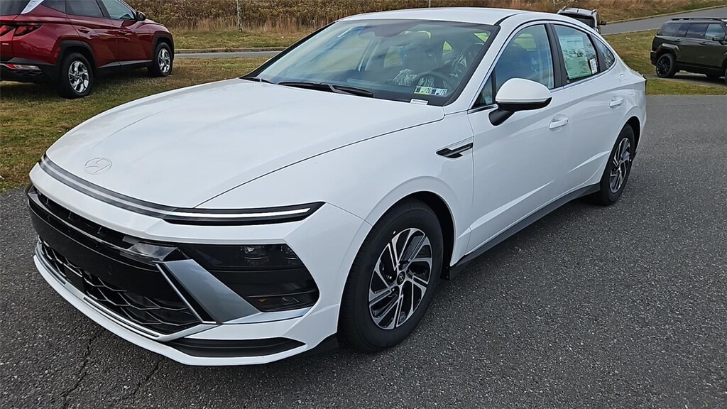 New 2026 Hyundai Sonata Hybrid Blue Sedan