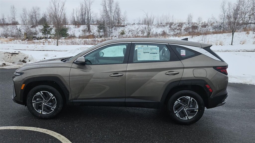New 2026 Hyundai Tucson Hybrid Blue SUV