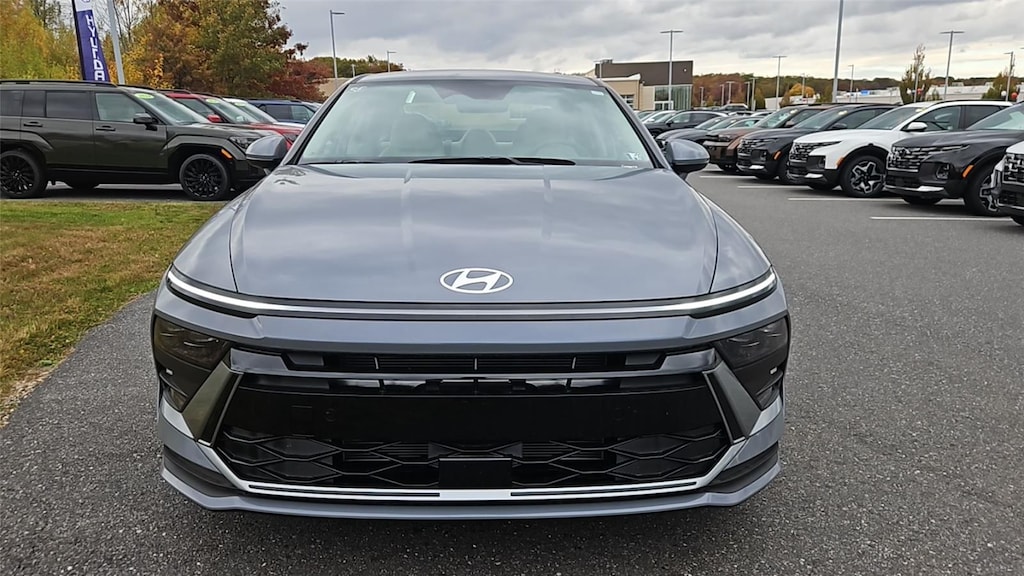 New 2025 Hyundai Sonata SE Sedan