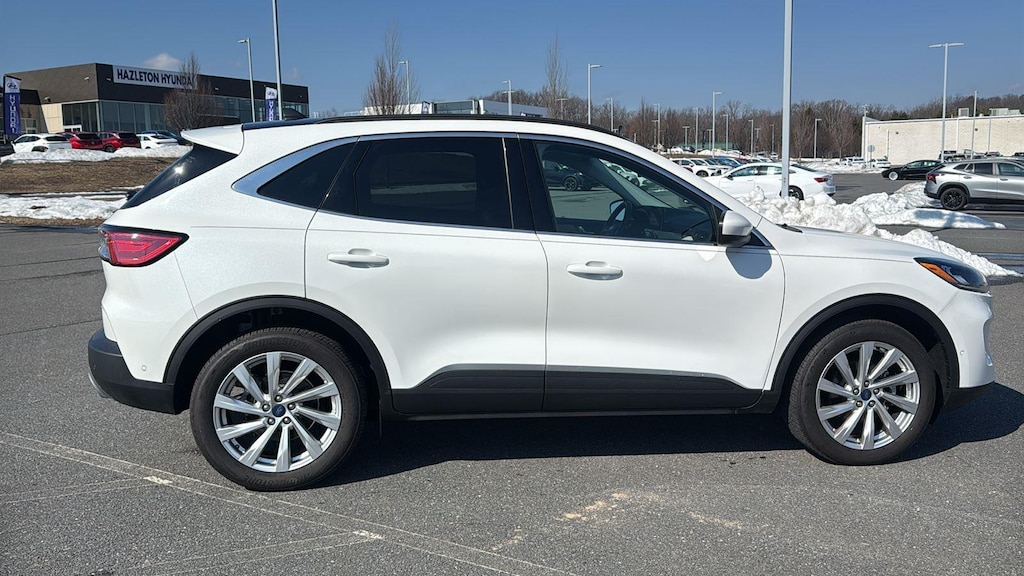 Used 2022 Ford Escape Titanium SUV